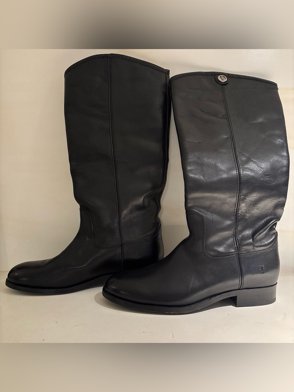 Women’s Frye Melissa 2 boots Black Size 7.5